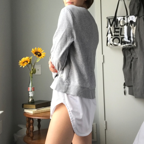 Adidas Long Line Tee - Picture 3 of 4